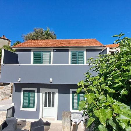 Kuca Za Odmor Dobrila Hotel Jelsa  Exterior foto