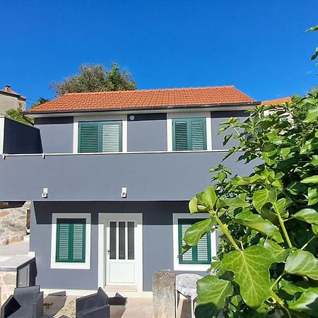 Kuca Za Odmor Dobrila Hotel Jelsa  Exterior foto
