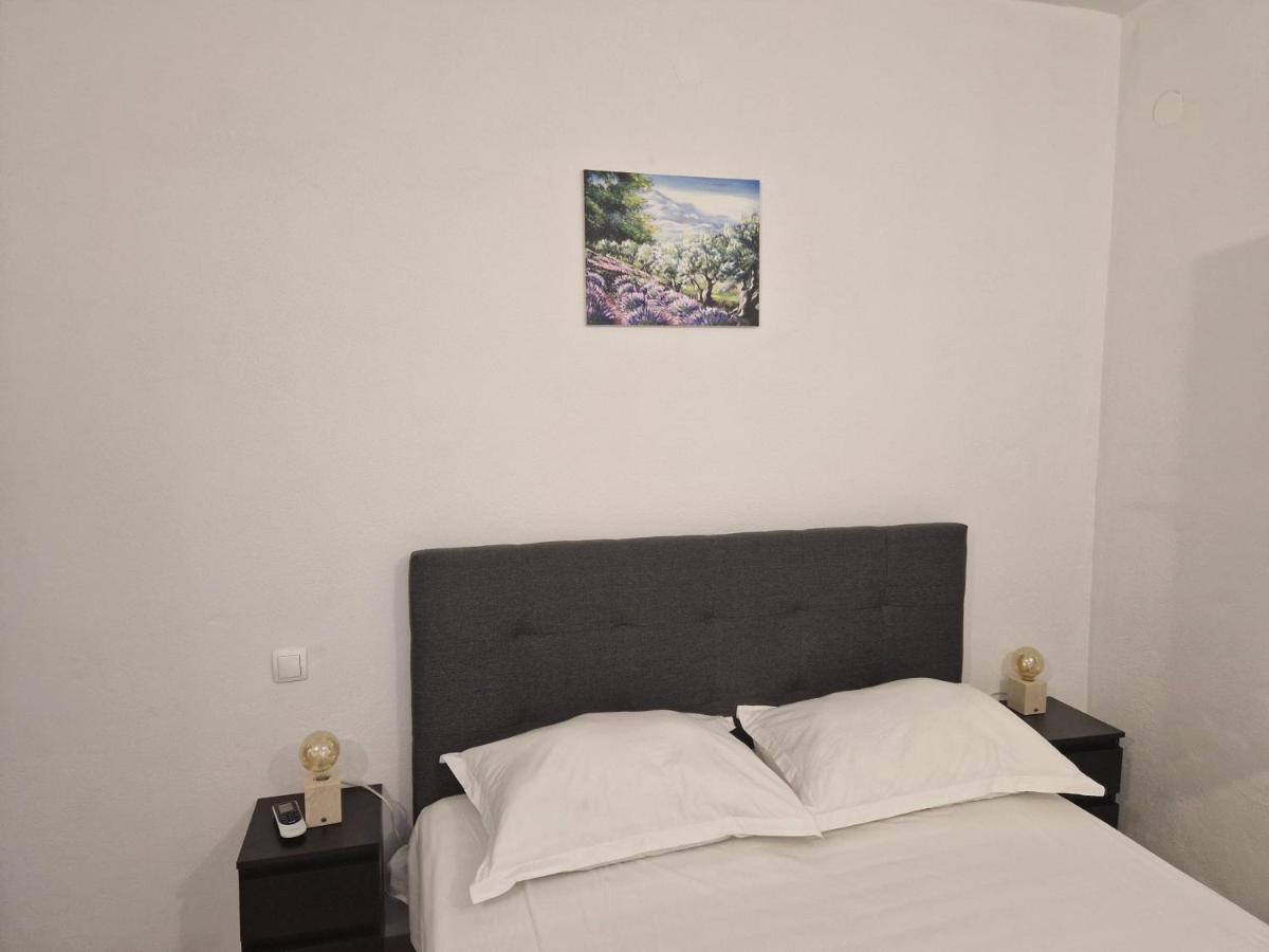 Kuca Za Odmor Dobrila Hotel Jelsa  Exterior foto