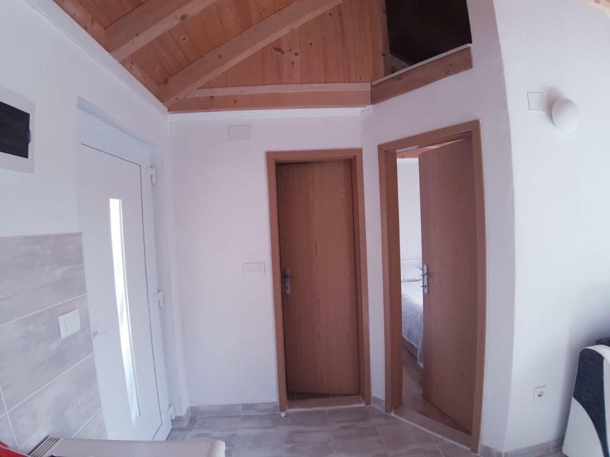 Kuca Za Odmor Dobrila Hotel Jelsa  Exterior foto